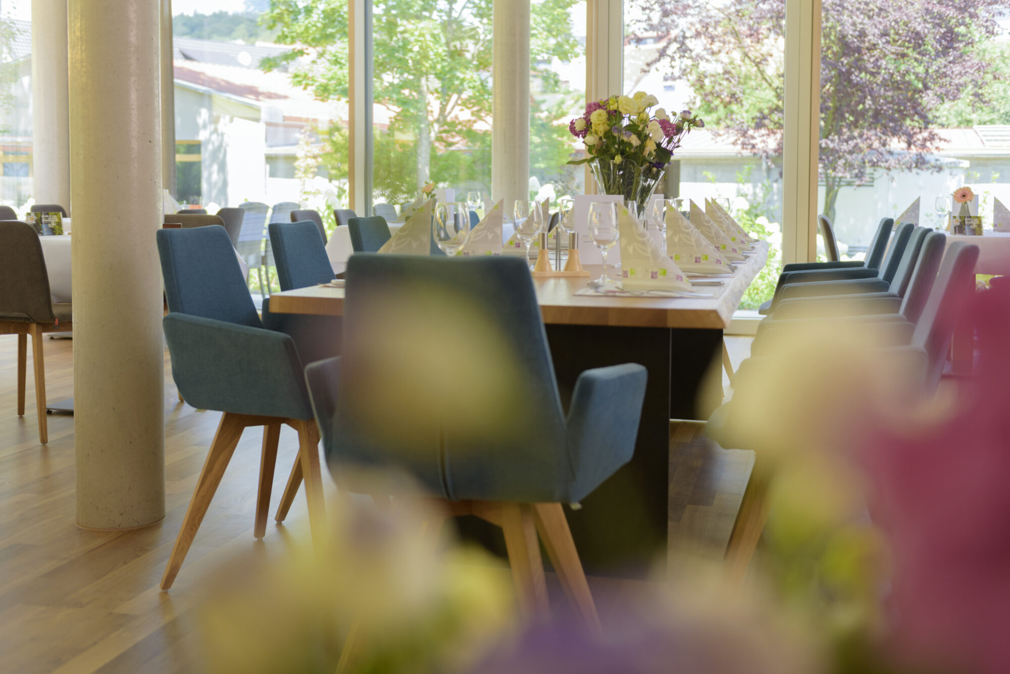 gedeckter Tisch im Hotelrestaurant